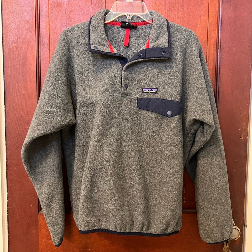 Men's Patagonia Synchilla Snap-T Fleece Pullover Gray, Navy and Red Small